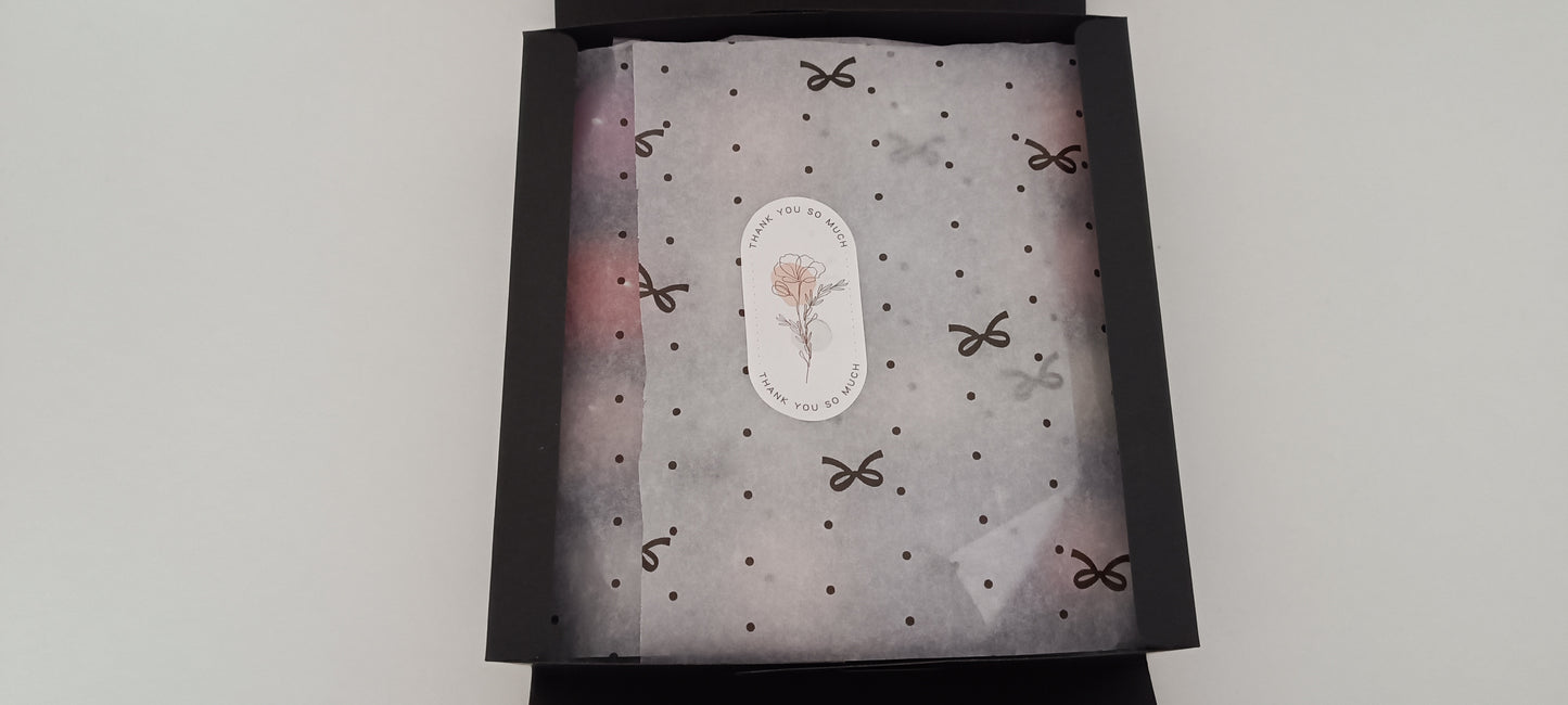 100% vegan 16 candles gift box for home your decor ideas, beautiful roses, soft colours for a relax and calm spaces
